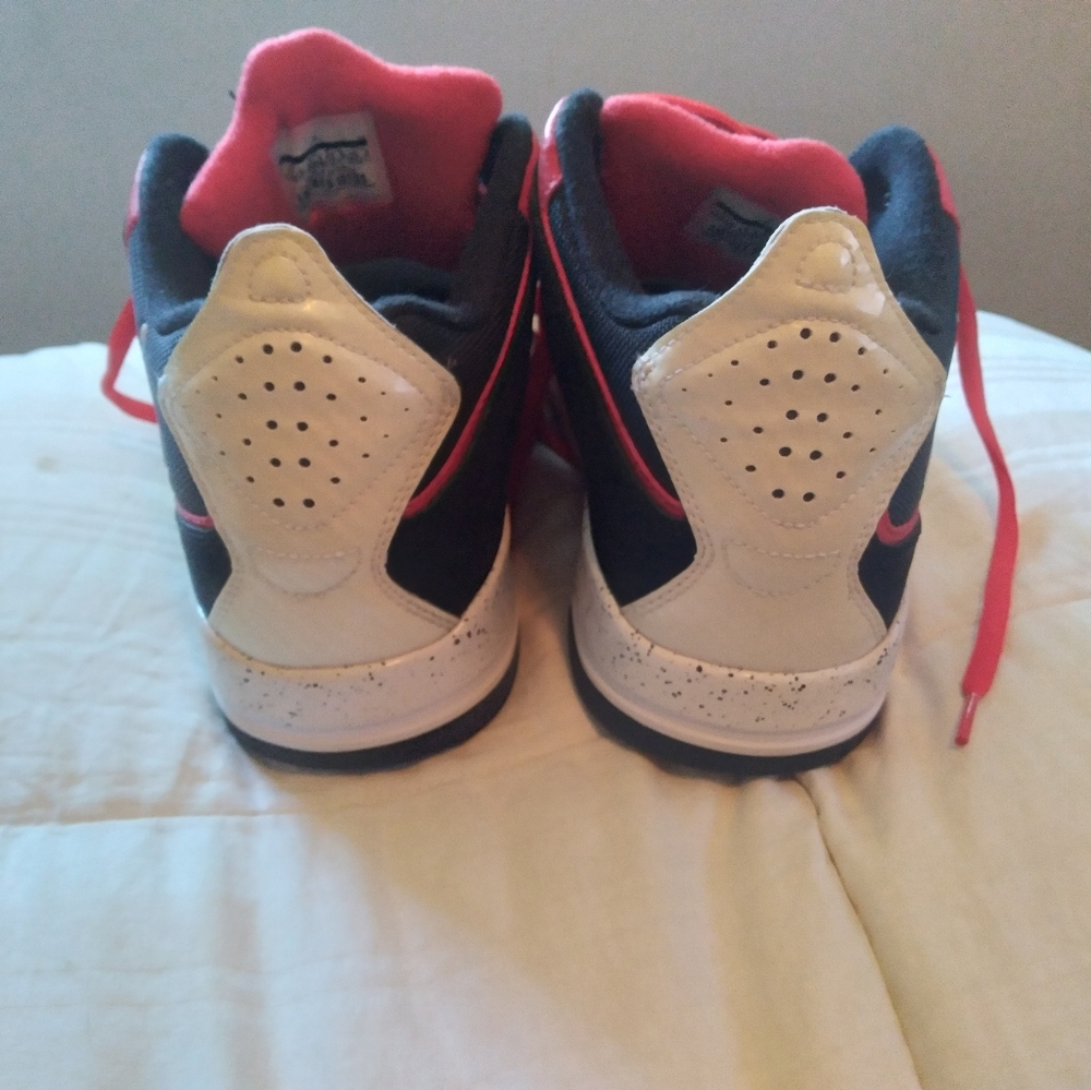 Jordan - Picture 4 of 6